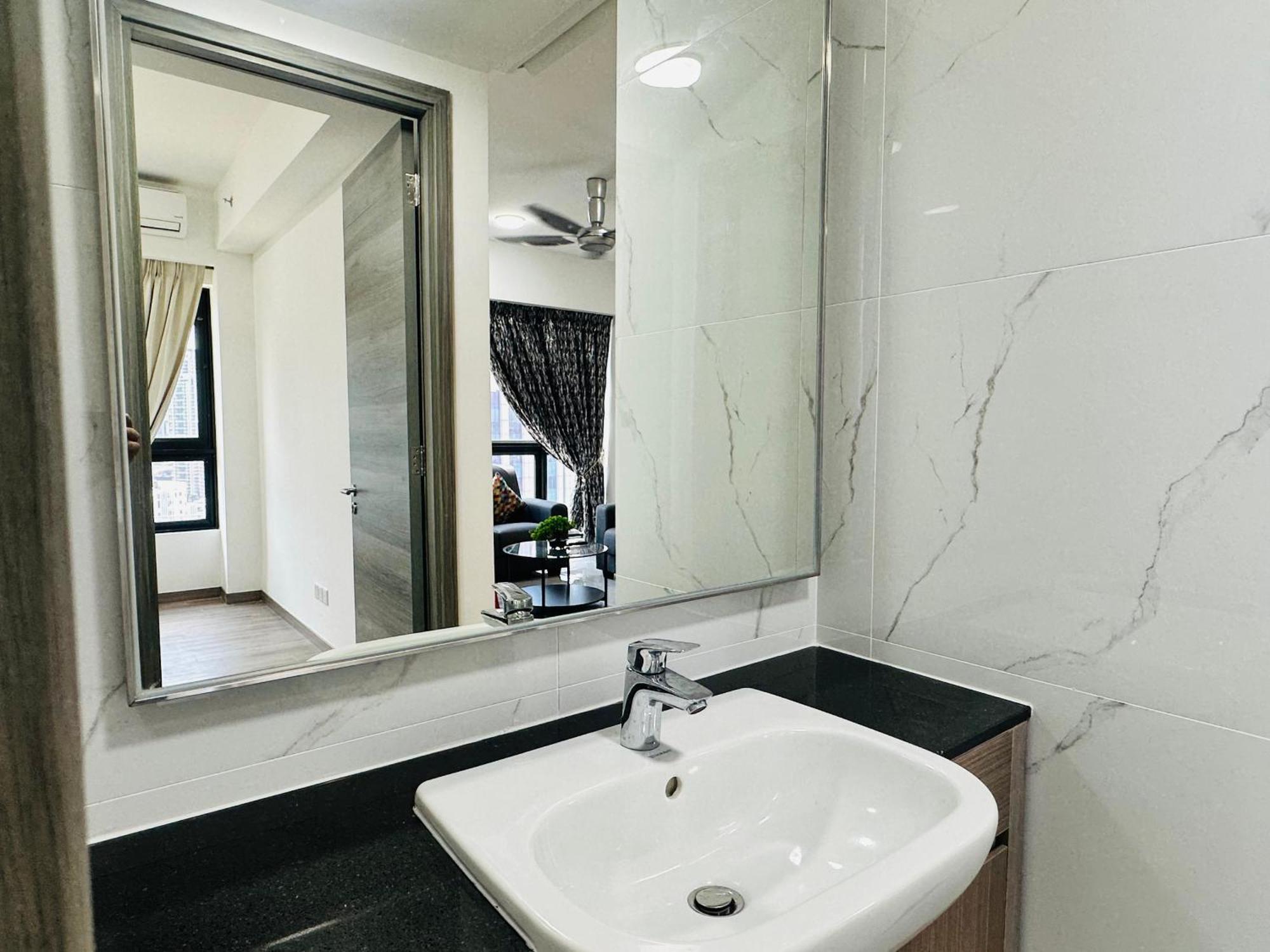 Agile Bukit Bintang Trx Apartment